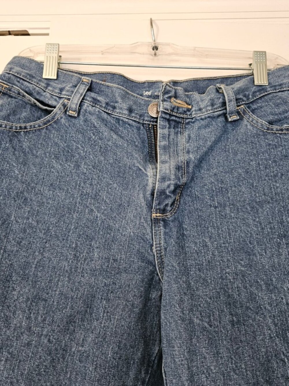 Lee Jeans Relaxed fit Size 8P 100% cotton Denim